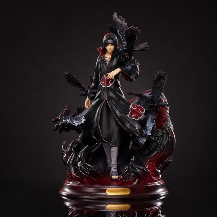 Figura de colección Uchiha Itachi